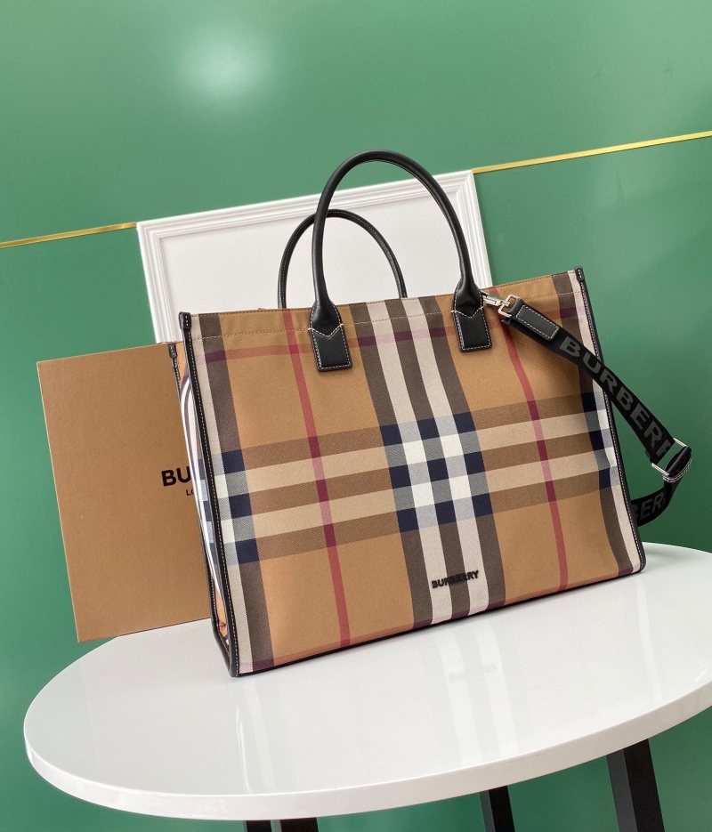 Bv*b*rry shopping bags